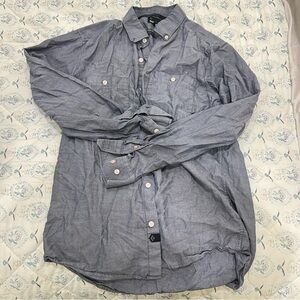 Black Diamond Men's Casual Gray Button-Down Shirt